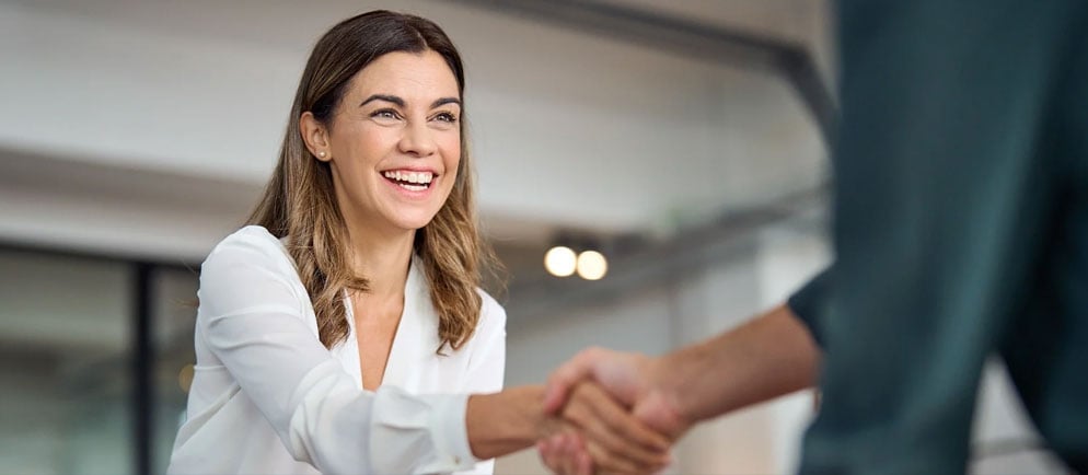 business-woman-handshake-small